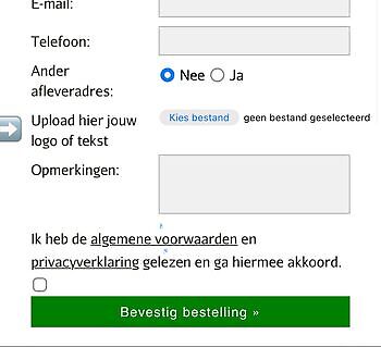 Slabbetje met geboortedatum Borduren by Kirsty